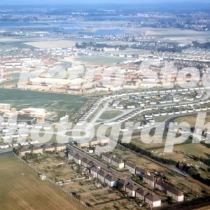 Approaching heathrow 1958 (southern perimiter road, town farm way) 44486860382 o