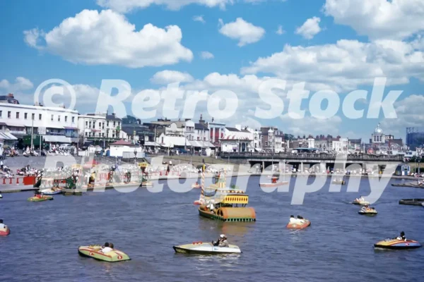 Boating lake, southend on sea 1950s 52742218096 o