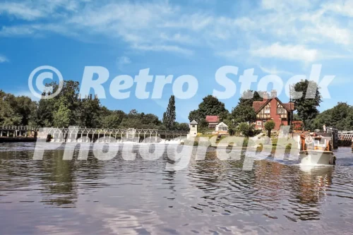 Bray Lock River Thames 1950s 52742707413 o 20250419 144758