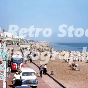 Brighton beach and seafront 1950s 26498177459 o 20250419 144758