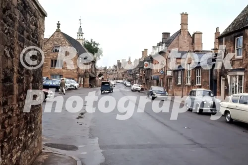 Chipping Campden Gloucestershire 1967 Noel Arms and period cars