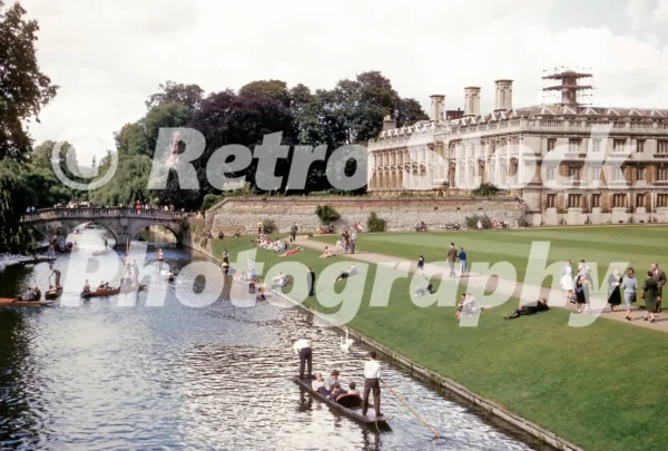 Clare college's old court and clare bridge, taken from king's 52741692482 o