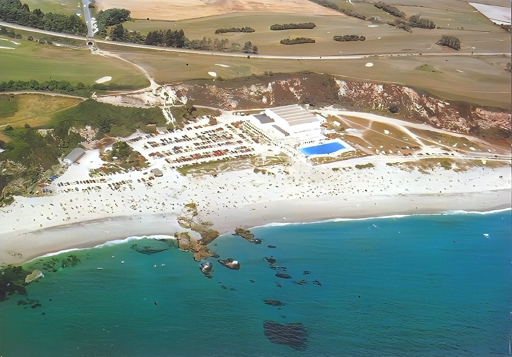 Cornish Riviera lido, Carlyon bay