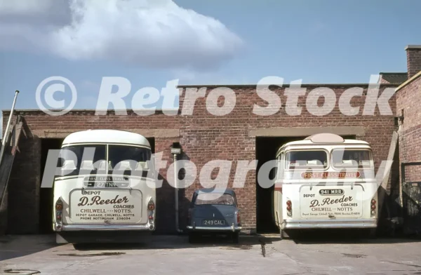 D reeder coaches, chilwell, nottinghamshire 1960s 52000694361 o