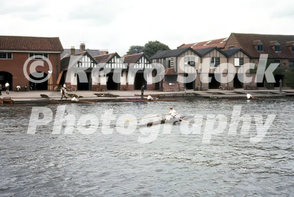 Eton college boat house, river thames 1965 29490448727 o