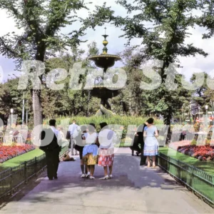 Fountain in Old Steine Gardens Brighton 1960 36303273552 o