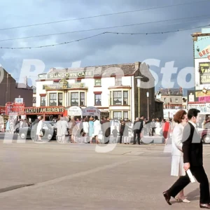 Golden mile, blackpool 1969 37298306110 o