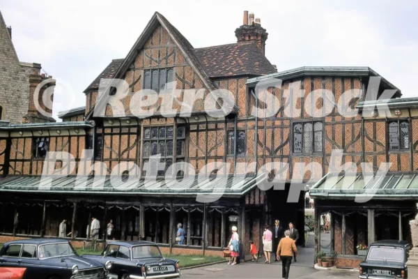 Horseshoe cloister, windsor castle 1968 52273071506 o