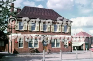 Jolly Sailor Hounslow Road Hanworth 1965 52273545095 o