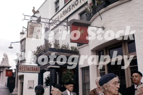 Kings Arms Hotel,  East Molesey 1961 - Vintage photo
