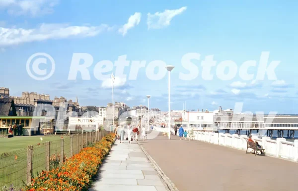 Lowestoft seafront, suffolk 1964 52272085727 o