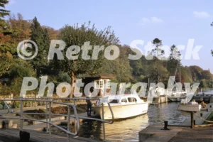 Marsh lock, river thames, henley on thames 1969 33633188198 o