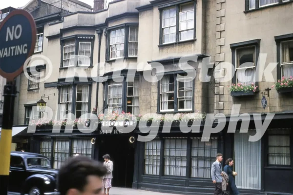 Mitre Hotel High Street Oxford 1950s 52158873274 o 20250419 144857