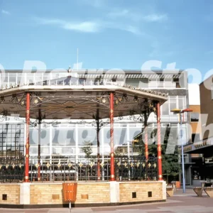 Queens square, crawley 1959 50581784497 o
