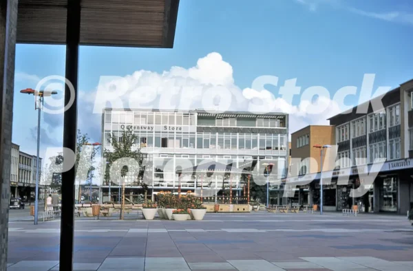 Queensway Store Queens Square Crawley 1959 50581656016 o 20250419 144912