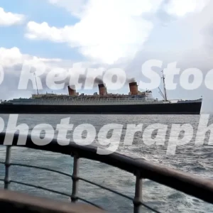 Rms queen mary seen in 1950 (april 13th) 52741633637 o