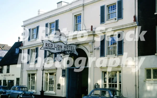 Red Lion Hotel Salisbury 1963 52273528360 o