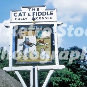 The cat & fiddle, lyndhurst road, hinton admiral 1950s 52741708612 o