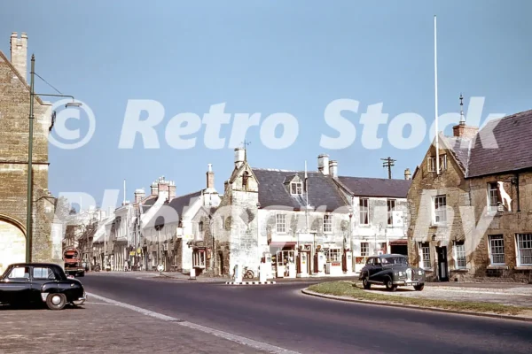 The Fosse Way Moreton in Marsh Gloucestershire 1950s 52742477409 o 20250419 144948