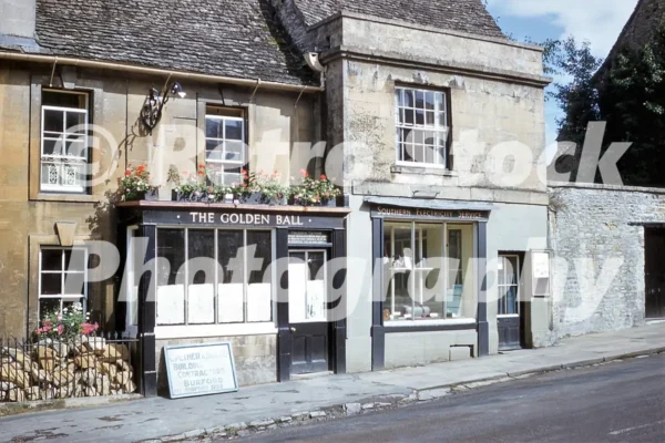 The golden ball, burford, oxfordshire 1950s 52157617242 o