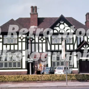 The newbridge inn, tettenhall road, tettenhall, wolverhampton 1960s 52243086407 o