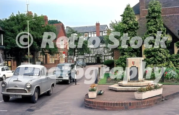 War memorial, victoria square, droitwich, worcestershire 1962 31134658007 o
