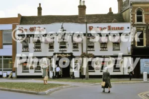 Ye Olde Rose Inn Wokingham 1969 44920300471 o