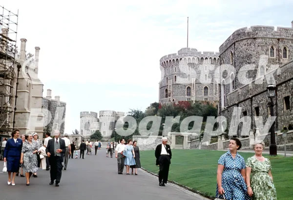Windsor Castle 1961 47495511701 o