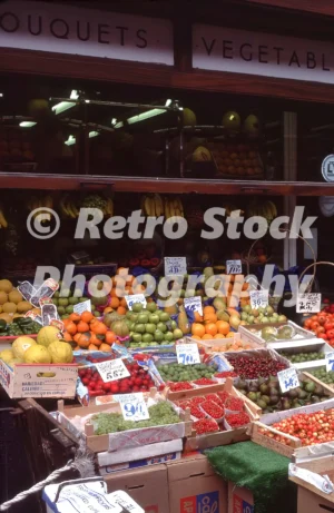 a fruit and vegatable shop england 1977 29569386743 o