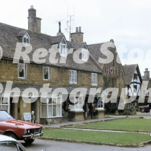broadway hotel high street broadway 1973 52152649365 o