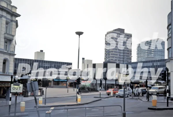 churchill centre brighton 1974 49783816578 o