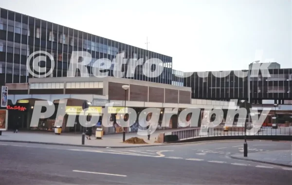 churchill square brighton 1974 49784662092 o