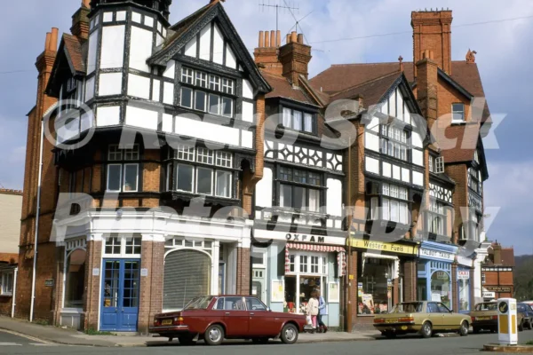 dragon court station road henley on thames oxfordshire 1980s 52273195131 o