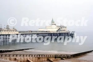 eastbourne pier 1971 49409581886 o