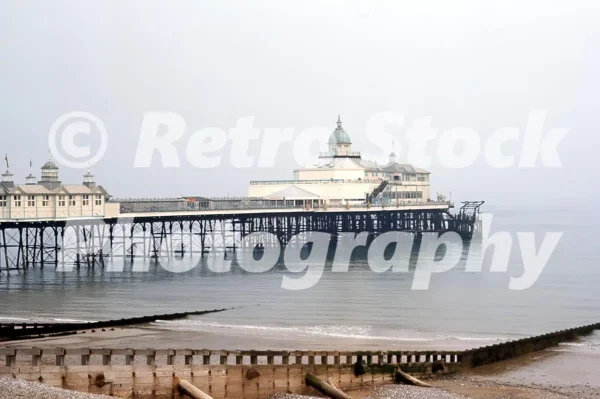 eastbourne pier 1971 49409581886 o