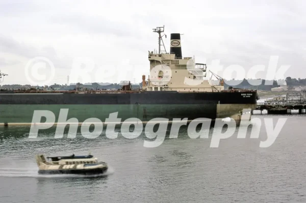 esso paris ship in southampton docks 1971 52151215532 o