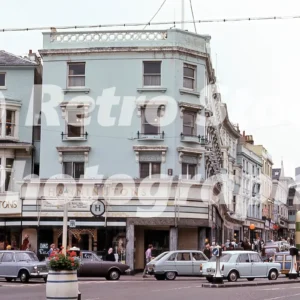 hanningtons brighton 1971 52152584685 o
