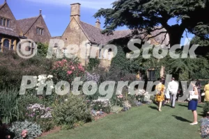 hidcote manor garden gloucestershire 1970 52152194851 o