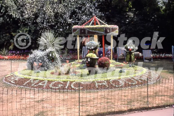 magic roundabout flower display parade gardens bath 1975 33097401985 o