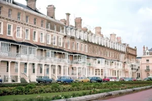 marine parade worthing 1973 29599093597 o