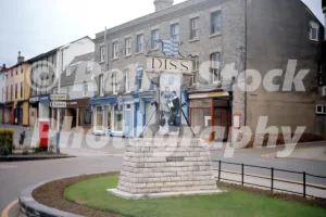 mere street diss norfolk 1972 31627344424 o