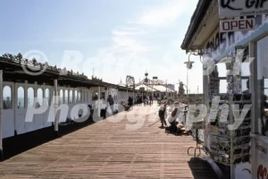 palace pier brighton 1976 52151179477 o