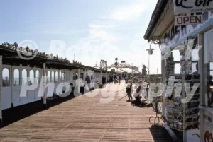 palace pier brighton 1976 52151179477 o