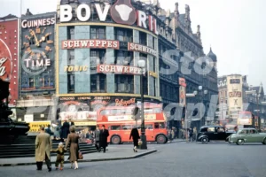piccadilly circus london 1950s 52272266537 o