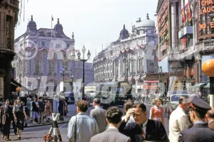 piccadilly circus london 1953 52273729555 o