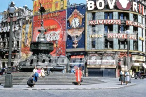 piccadilly circus london 1959 52273729175 o
