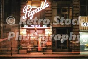pigalle restaurant piccadilly london 1955 52273505849 o