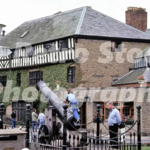 russian cannon castle square ludlow 1978 52151095227 o