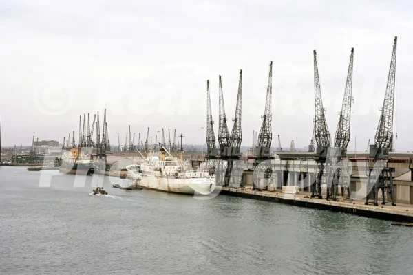 southampton docks 1971 52151215237 o