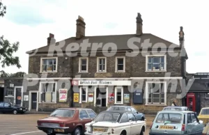 staines railway station 1982 52273222633 o